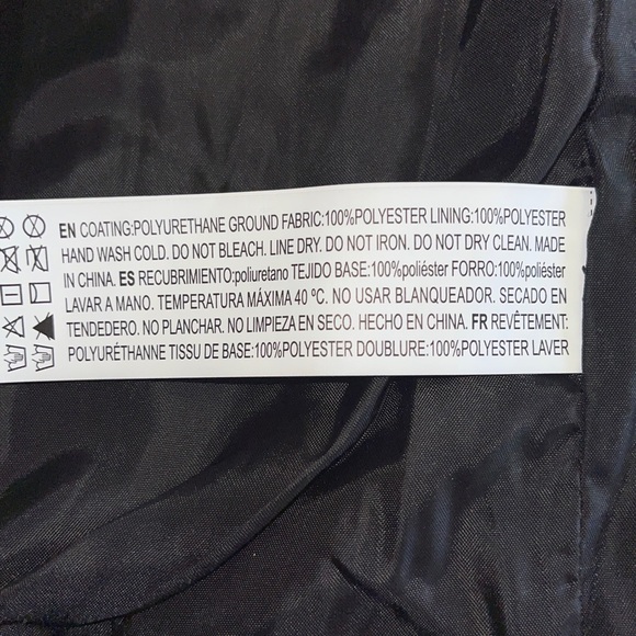 FOREVER 21 FAUX LEATHER BLACK COLD SHOULDER MOTO JACKET SIZE S NWOT. - Picture 10 of 10